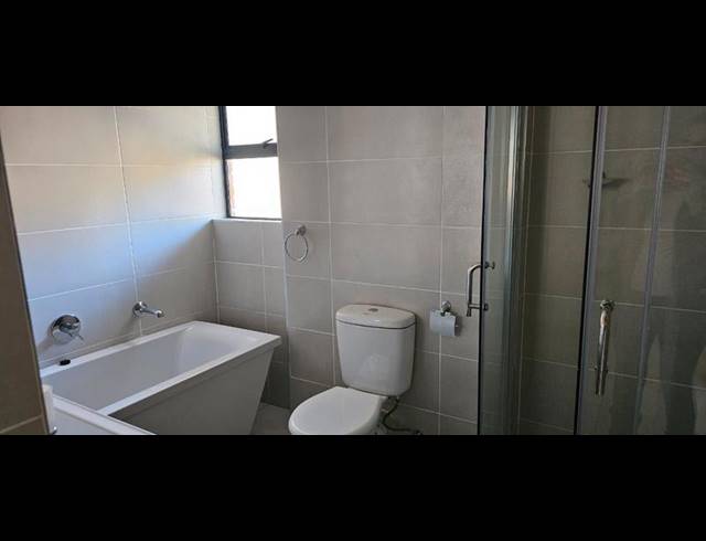 3 BEDROOM APARTMENT FOR SALE IN BARTLETT